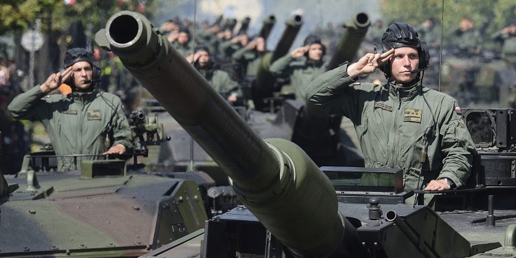 Rusija napala Kijev balističkim raketama, Poljska digla avione