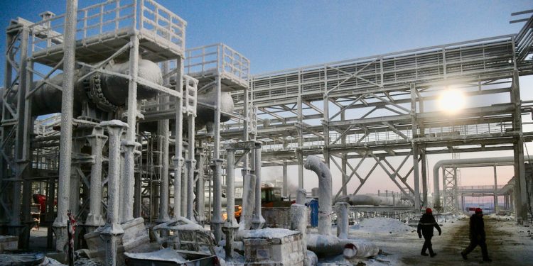 SAD uvodi antiruske sankcije indijskim tvrtkama — RT India