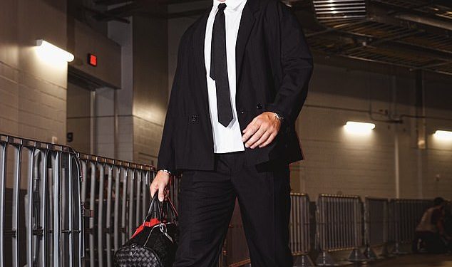 Šefovi Kansas Cityja pametno spominju Taylor Swift u pošti dolaska Travisa Kelcea