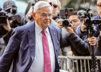 Senat će položiti zakletvu za nasljednika Menendeza nakon što je zastupnik iz NJ osudio, podnio ostavku