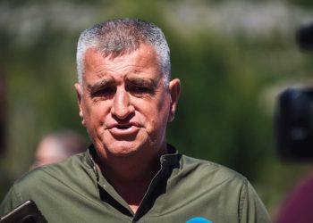 Sinjski HDZ poručio Bulju: “Uživajte u plodovima svojih manipulacija (čitaj: 7.000 eura mjesečno), to je Vama Vaša borba dala”