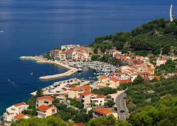 Slovak napadnut na plaži u Podgori