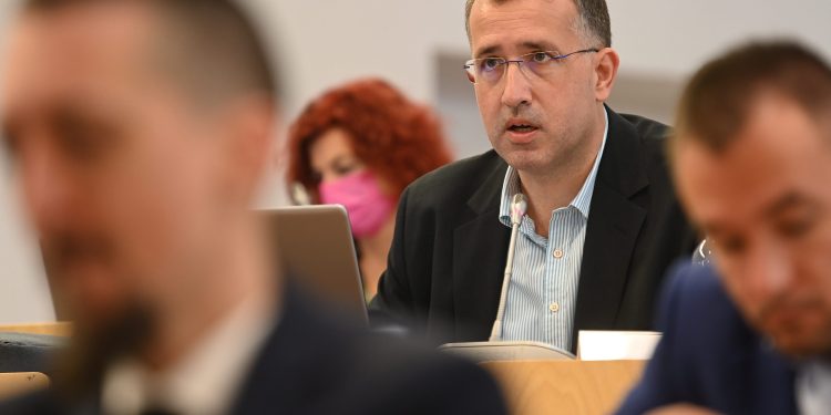 Splitski SDP-ovac prijetio smrću suradnici HDZ-ovca: Rekao da je on žrtva pa pušten na slobodu