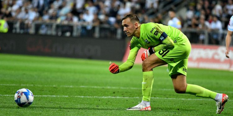 Sportske novosti – Čavlina se ispričao suigračima. Dokapetan Osijeka otkrio i što se događa u svlačionici: ‘Da je lako, nije’