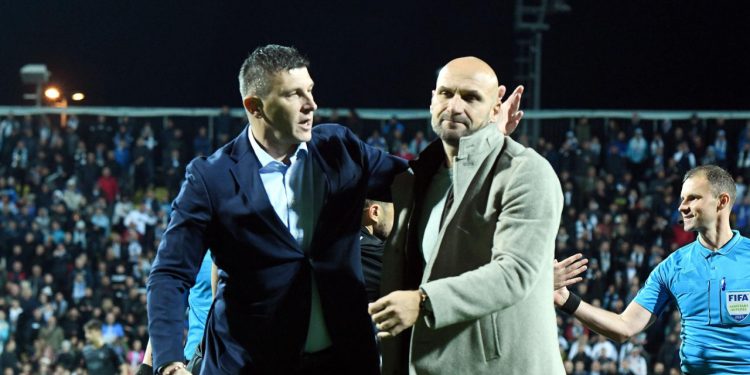 Sportske novosti – FOTO: Kakva ekipa na tribini, veliki prijatelji i bivši treneri Dinama zajedno gledali utakmicu