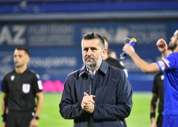 Sportske novosti – FOTO/VIDEO: Veliki povratak u Zagreb: Evo kako su Bad Blue Boysi i raspjevani Maksimir dočekali Nenada Bjelicu