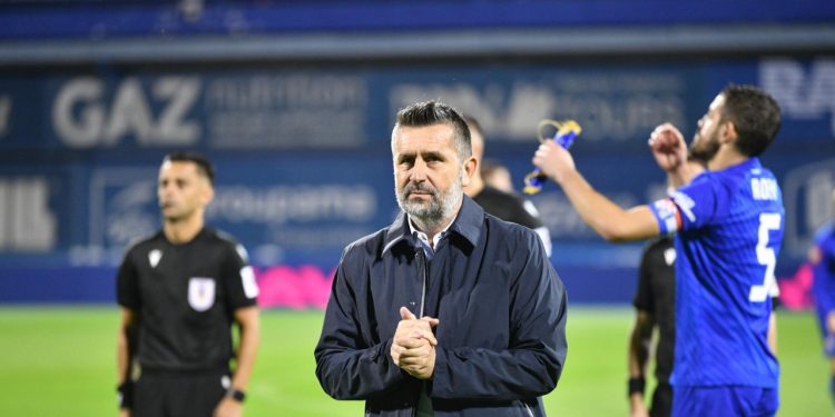 Sportske novosti – FOTO/VIDEO: Veliki povratak u Zagreb: Evo kako su Bad Blue Boysi i raspjevani Maksimir dočekali Nenada Bjelicu