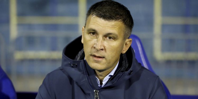 Sportske novosti – Jakirović se uvjerio da je priča o HNL-u i LP prazna floskula. A imao je upozorenje da bi mogao izletjeti
