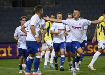 Sportske novosti – Neispričana priča nove zvijezde Hajduka: ‘Samo sam se plašio da ne odleti na tribinu’