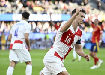 Sportske novosti – Perišić seli u Zagreb i za minimalac se vraća u HNL? Oko kluba se vrzma i druga legenda Vatrenih