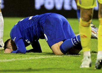 Sportske novosti – Pogledajte situaciju zbog koje su se dinamovci hvatali za glavu, tragičar s Maksimira ni sam nije mogao vjerovati