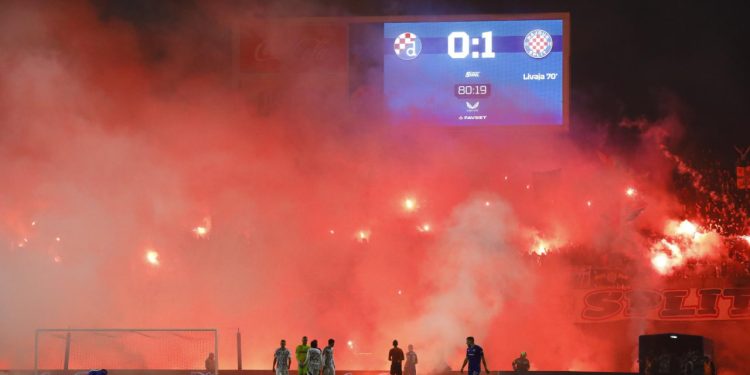 Sportske novosti – Stigla nova brutalna kazna za Hajduk: Evo koliko će splitski klub platiti Torcidinu bakljadu na Maksimiru