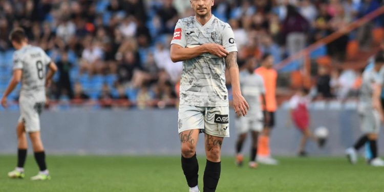 Sportske novosti – UŽIVO: Istra s desetoricom izvukla bod, na Šubićevcu frcalo od žestokih startova i kartona