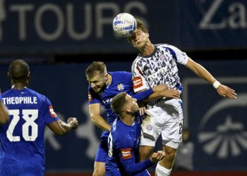 Sportske novosti – UŽIVO: Jakirović napravio jednu promjenu, čeka se prvi gol na Maksimiru, Livaja zapucao najbolju šansu