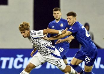 Sportske novosti – UŽIVO: Livaja zamalo šokirao Modre pa upao u raspravu sa sucem, prijetili Baturina i Pjaca