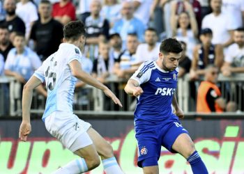 Sportske novosti – UŽIVO: Stigli su sastavi, ofenzivni Dinamo traži nastavak serije protiv Rijeke