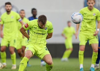 Sportske novosti – Za jednog dinamovca smiješno zvuče ‘recenzije’ da je pojačanje, ovakvog Mišića je teško gledati…