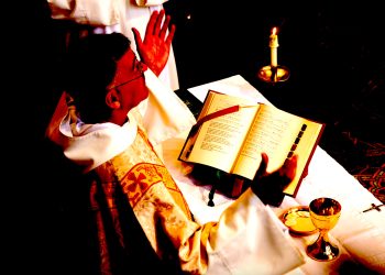 Svećeniku je ova praksa promijenila život: ‘Ne idem spavati bez toga’