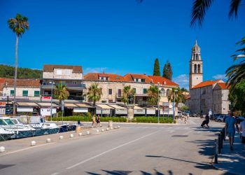 TRIJEZNIO SE U POSTAJI Pijani vozač u Veloj Luci sankcioniran s 1.240 eura