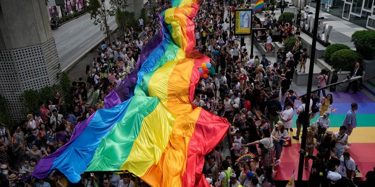 Tajland legalizira istospolne brakove, parovima dopušta vjenčanje od siječnja