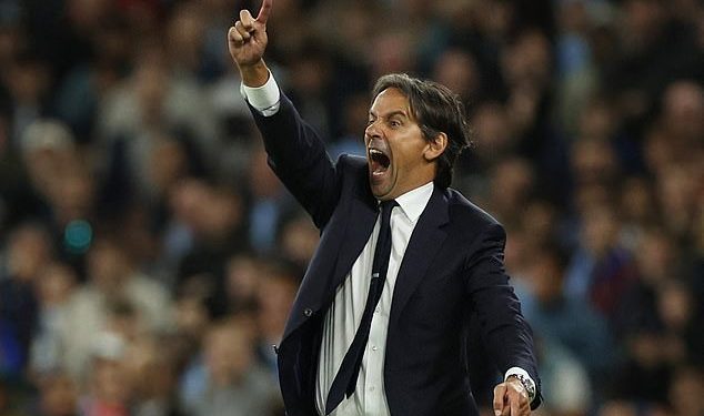 Trener Inter Milana Simone Inzaghi FUMES na bivšu zvijezdu Man Uniteda nakon što je bizarno odlučio proći unatoč golu u zastoju s Man Cityjem