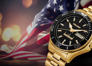 Trump predstavlja ograničenu kolekciju satova — RT World News