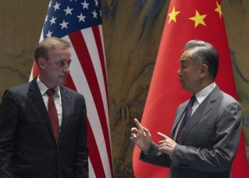 Utjecajni kineski geopolitičar očitao bukvicu Amerima: ‘Oni su autisti koji žive u bajci’