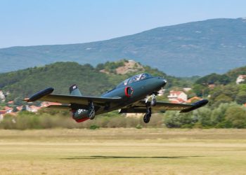 VIDEO ‘Proparao’ je nebo iznad Sinja. Pogledajte što je poletjelo s Piketa, prizor je jedinstven