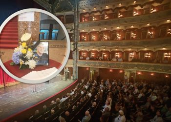 VIDEO Split tuguje za svojim Bezmom