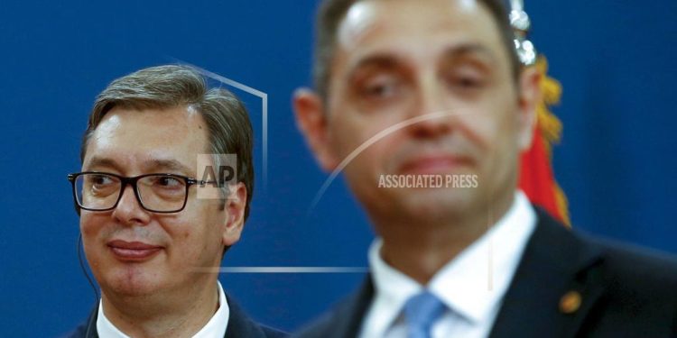 Vučićev čovjek na sastanku s Putinom obećao da Srbija nikad neće postati članica NATO-a