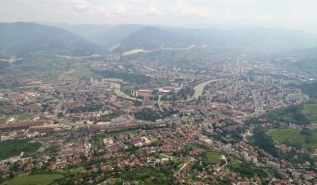 ZENICA Lokalni moćnici zarađuju nauštrb devastacije grada, a građani se mrznu