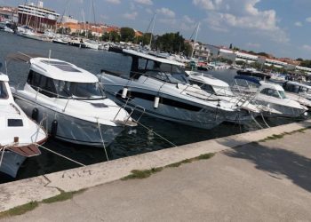 Zadarska lučka uprava uređuje luku u Biogradu, ali unatoč potrebama, neće povećati broj vezova