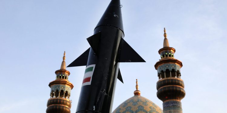 Zapad zabrinut da je Rusija dala Iranu upute kako izraditi nuklearno oružje