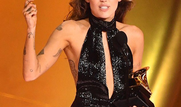 Zašto je Liam Hemsworth najveći strah Miley Cyrus u tužbi za autorska prava nakon što je tužena jer je navodno kopirala hit Bruna Marsa za svoju Grammyjem nagrađenu pjesmu Flowers