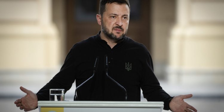 Zelenski: ‘Situacija je vrlo teška, gubimo puno ljudi, ali imam pobjednički plan’