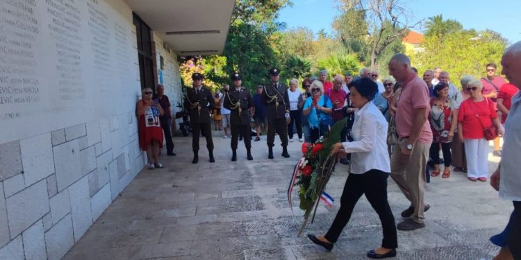 Antifašisti počeli obilježavati 80 godina oslobođenja Dalmacije, krenuli od Visa