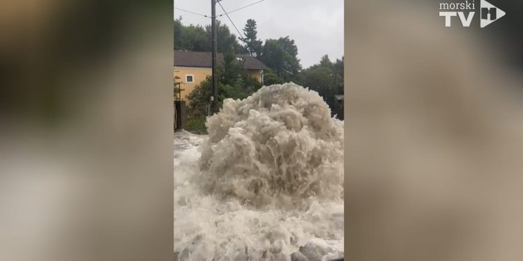 STRAHOVITA POPLAVA U ZADRU: "Pogledajte do čega je dovelo nekontrolorano betoniranje grada!"