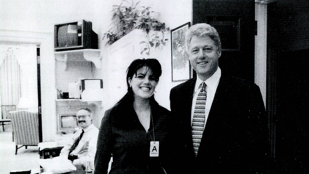 Bill Clinton s Monicom Lewinsky