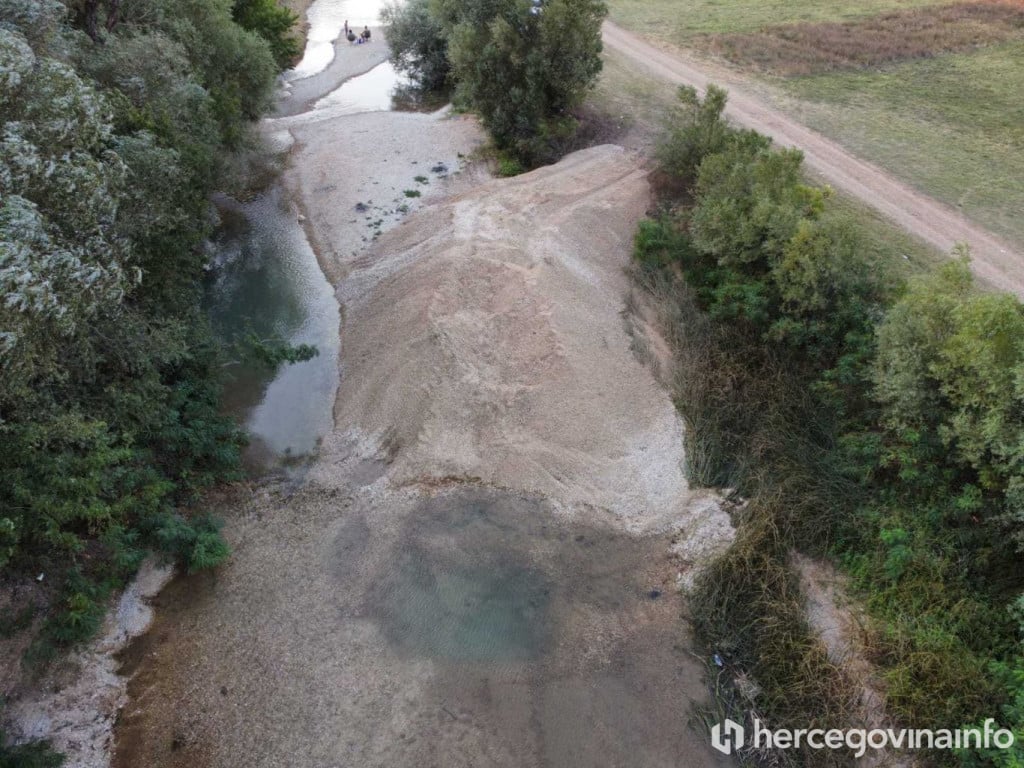 Devastacija na Mostarskom blatu