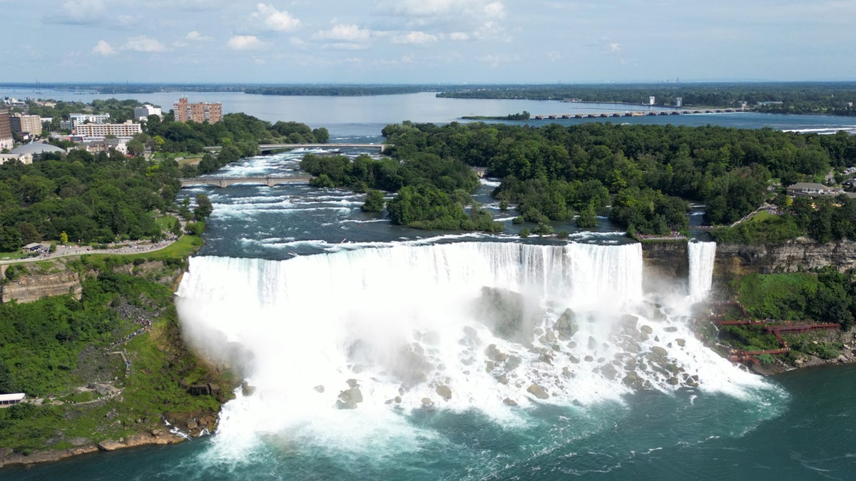 Niagarini vodopadi u Kanadi