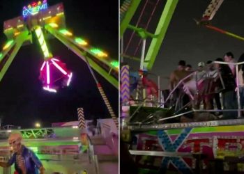 10 ozlijeđenih nakon što su se automobili na divovskoj vožnji klatnom raspali u zraku, pokazuje šokantan video