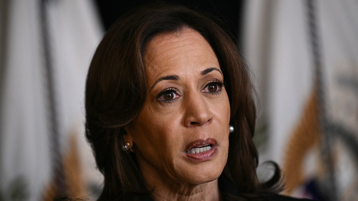 Kamala Harris izbliza