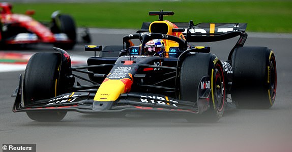 Formula One F1 - Mexico City Grand Prix - Autodromo Hermanos Rodriguez, Mexico City, Mexico - October 27, 2024 Red Bull's Max Verstappen in action during the race REUTERS/Raquel Cunha