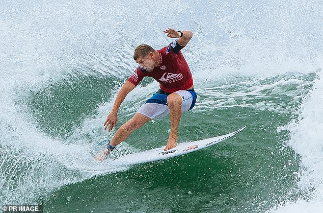 Mick Fanning izjavio je da se 'osjećao kao da nemam što dati' nakon što je izgubio brata Petera 2015.