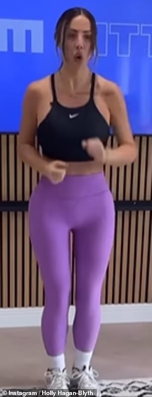 Također je podijelila da se bori smršavjeti zbog Braziliam Bum Lifta (BBL) koji je imala (na slici u rujnu)