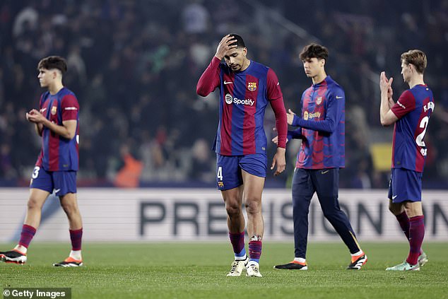 Konferencija za novinare pratila je poraz Barcelone od Villarreala kod kuće 5-3