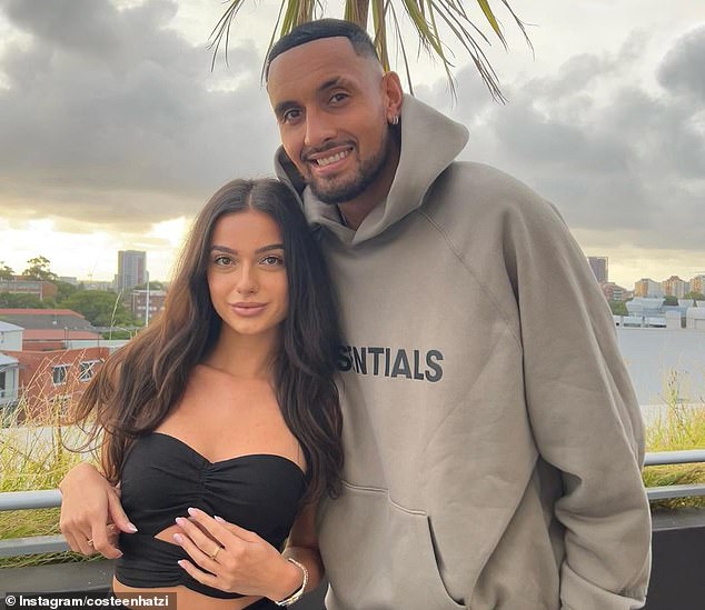 Čini se da će finalist Wimbledona (na slici s Costeenom Hatzijem) početi raditi kao komentator nakon što završe njegovi igrački dani