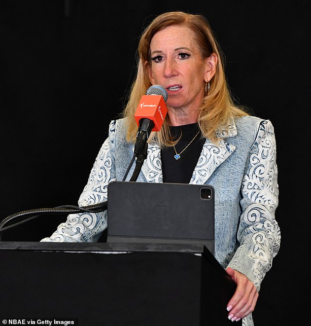 Povjerenica WNBA Cathy Engelbert tvrdi da WNBA igrači mogu zaraditi do 700.000 dolara godišnje