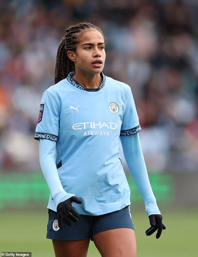 Matildasova zvijezda (na slici igrajući za Manchester City prošli mjesec) osvojila je jedno od najvećih priznanja australskog nogometa ovog tjedna