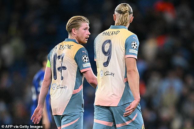 Duo Manchester Cityja Kevin De Bruyne (lijevo) i Erling Haaland bili su uključeni u njegovu momčad